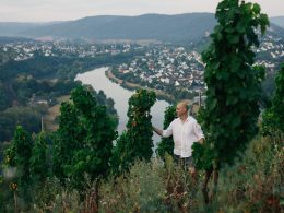 Peter Lauer em seus vinhos no Mosel